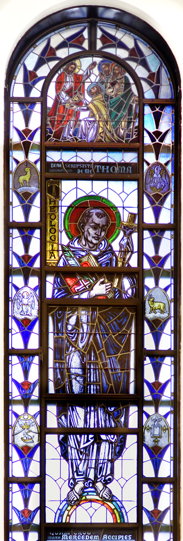 001_madonna_della_strada_chapel_window_aquinas.jpg