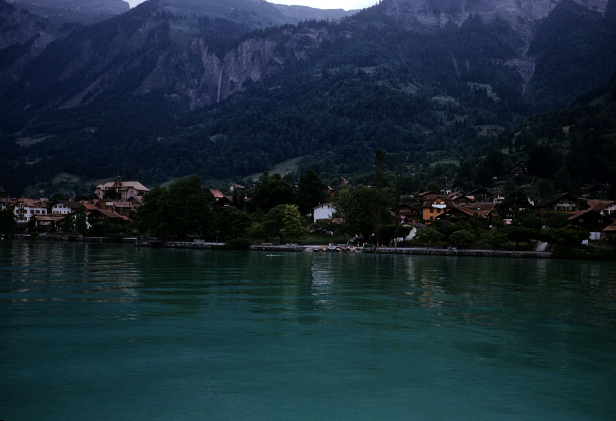 22_Brienz,-from-lake-brienz.jpg