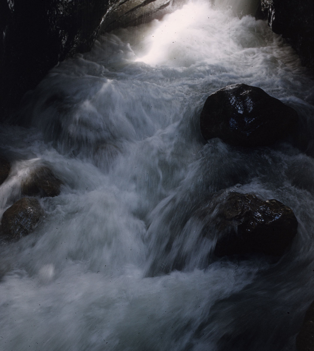 126_Rosenlaui-higher-gorge-baths.jpg