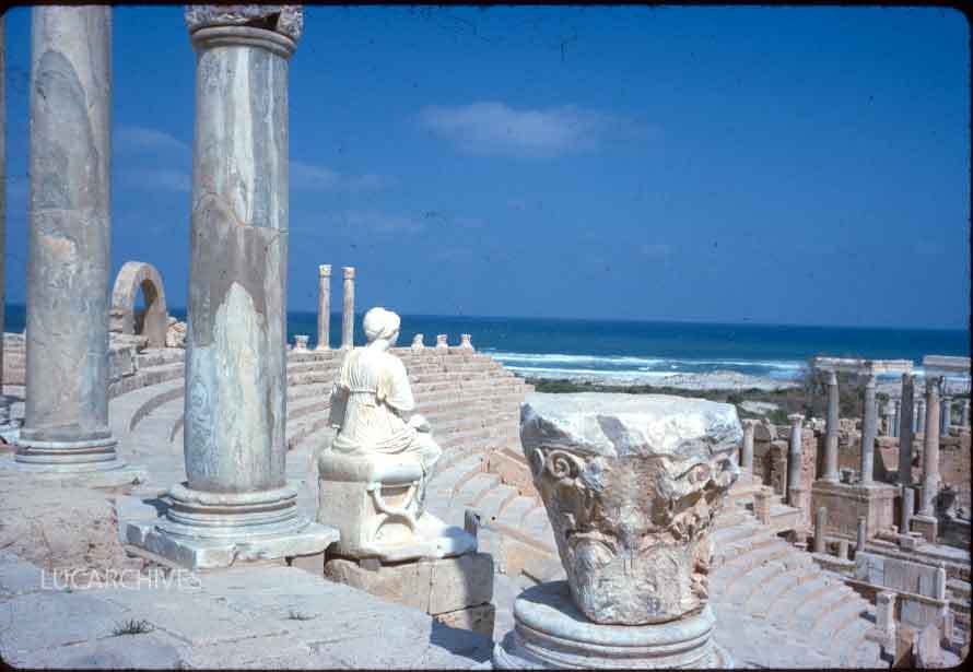 10-leptismagna-theater-ceres.jpg