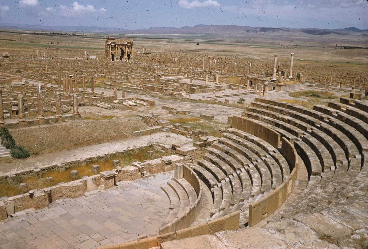 333_timgad-theater-arch-mar.jpg