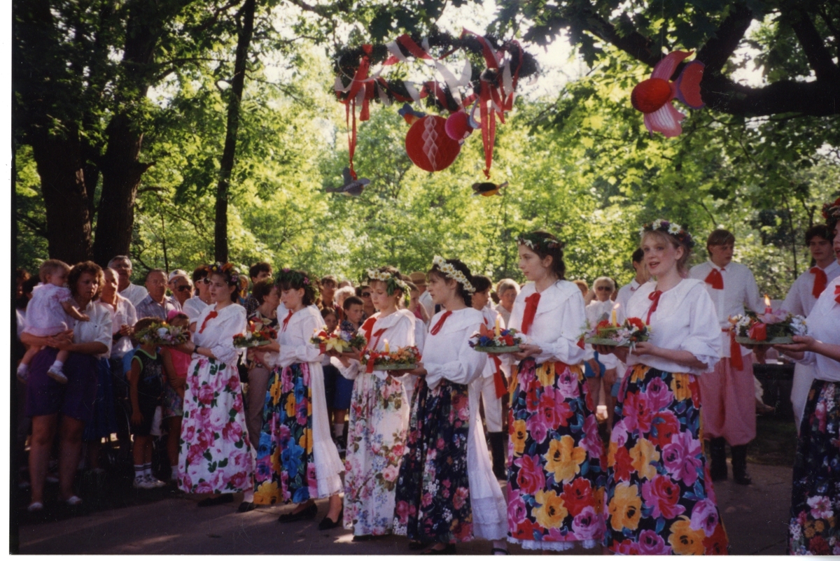 Swietojanki Wreath Ceremony (1), nd.jpg