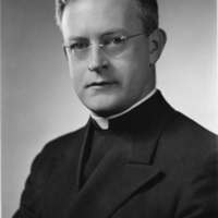 001-hussey130.jpg