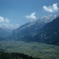 101_Meiringen-from-Brunig-Pass.jpg