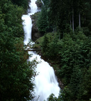 38_Geissbach-falls-upper-half.jpg