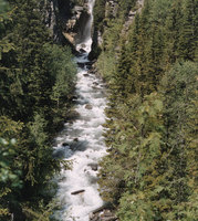 127_Rosenlaui-falls.jpg